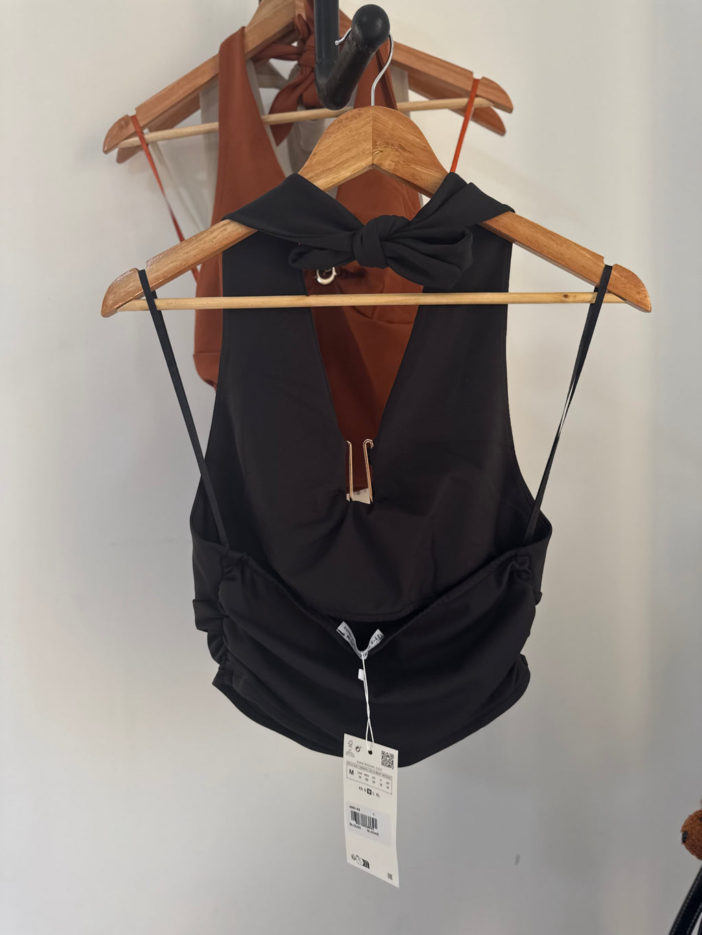 Vera Halter Top