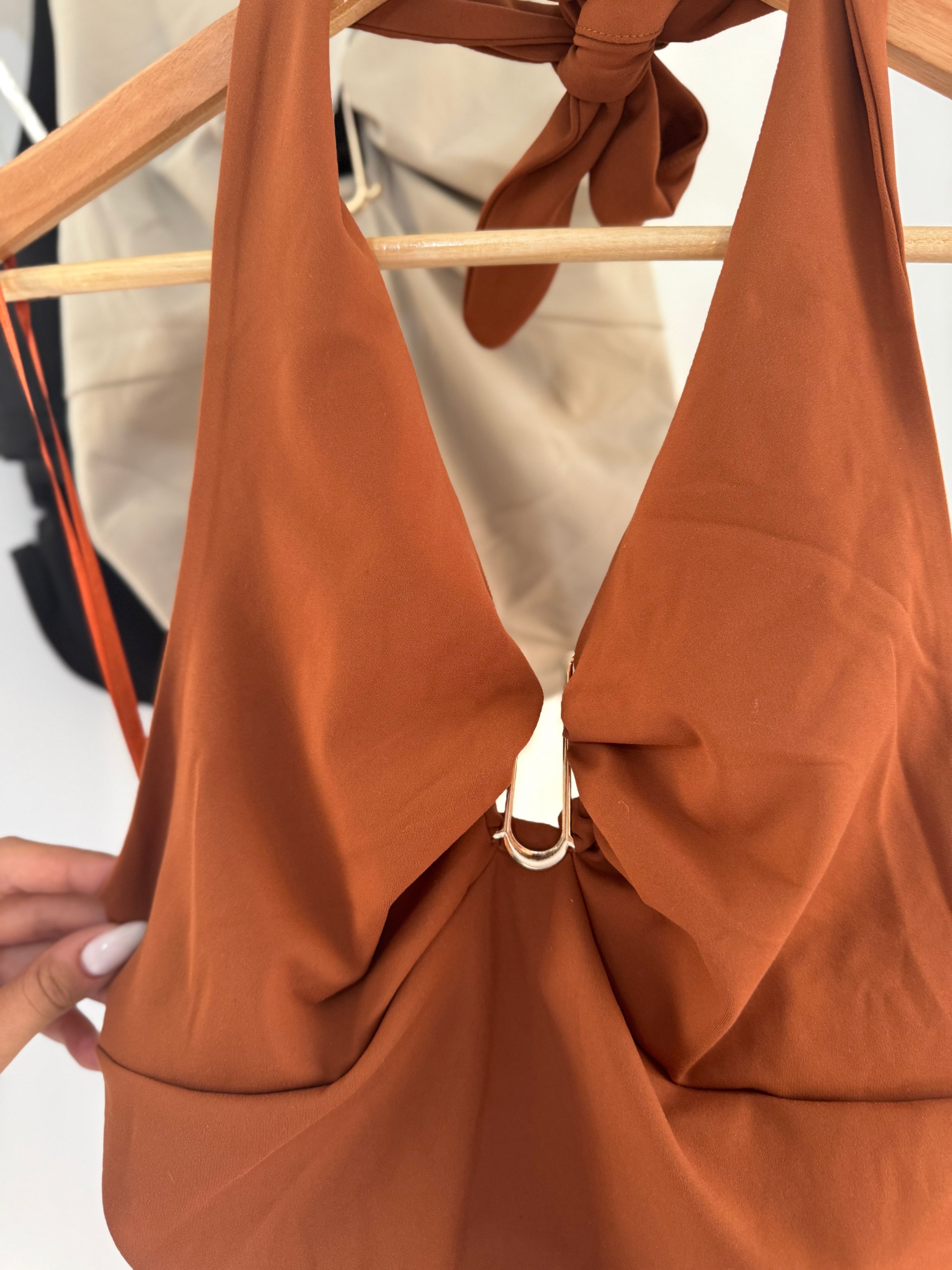 Vera Halter Top