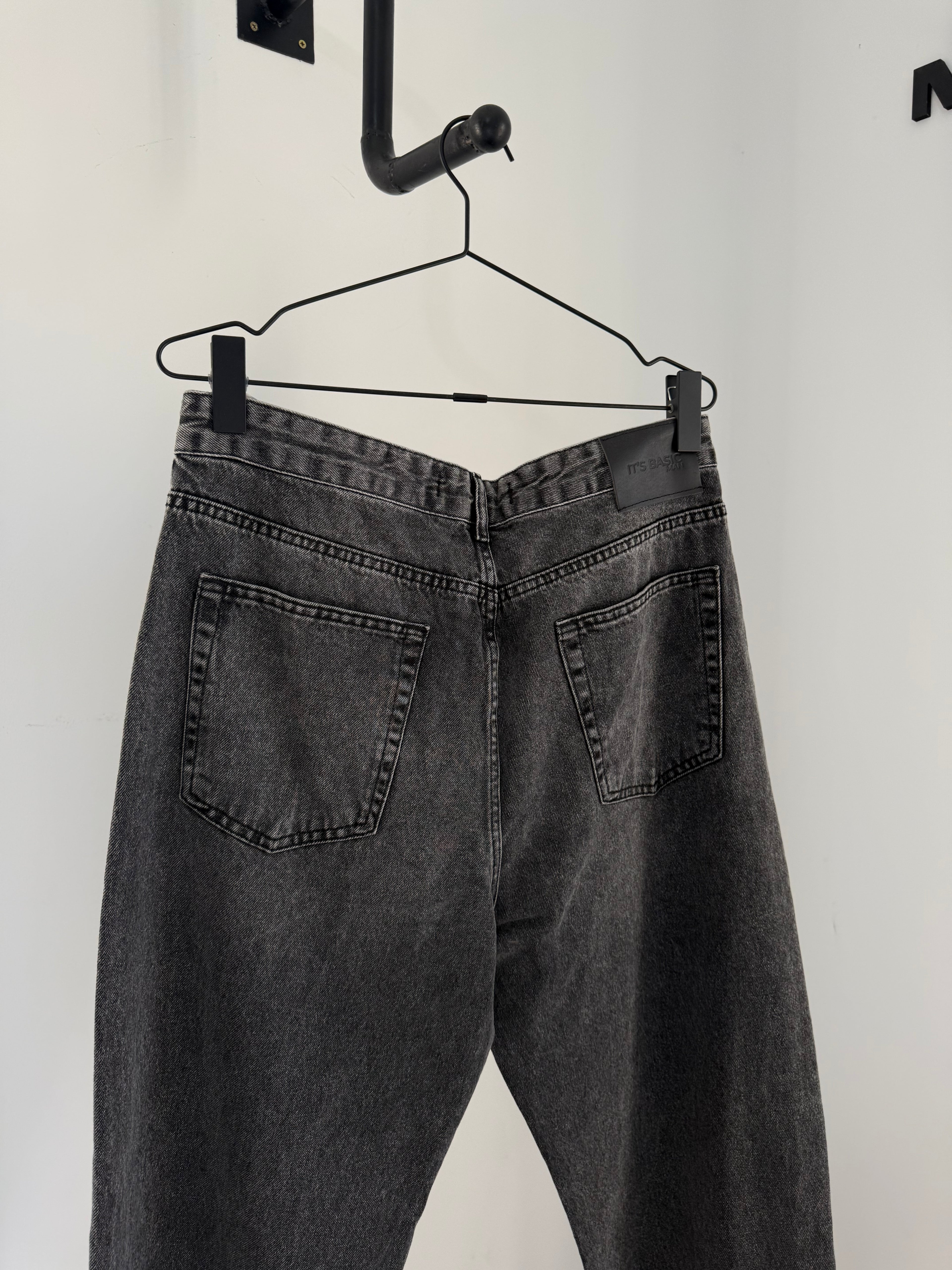 Straight Fit Jeans