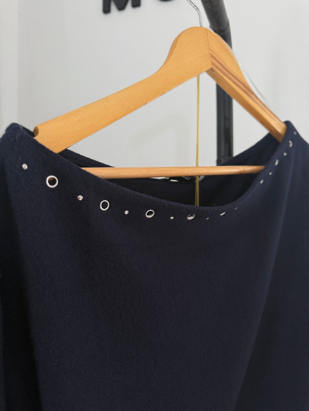 Halo Off-Shoulder