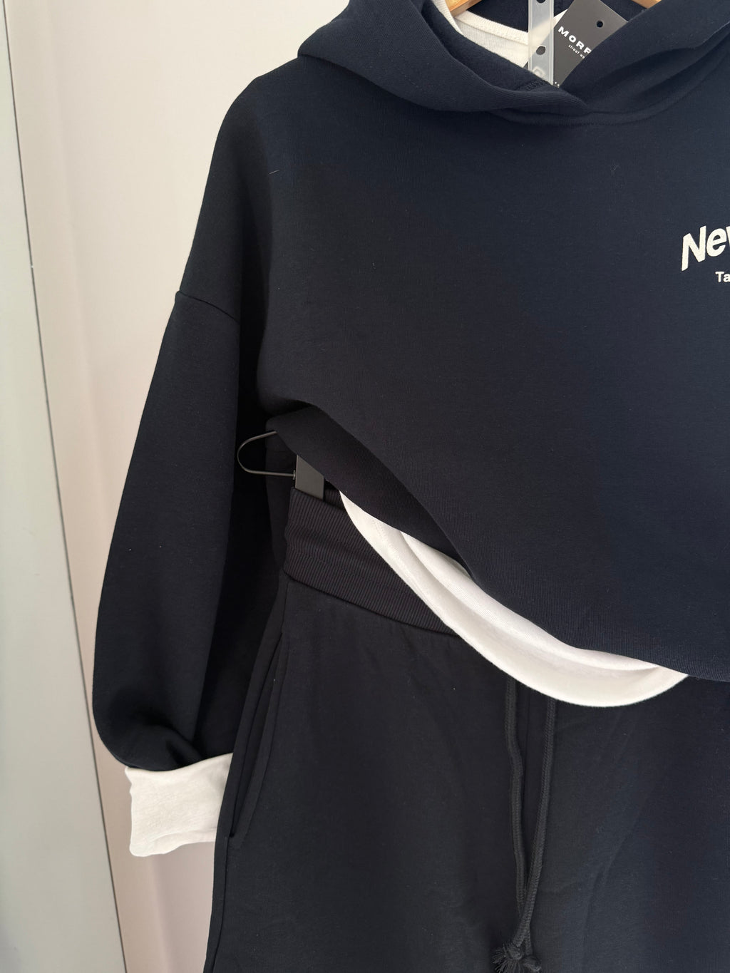 NY Cropped Hoodie