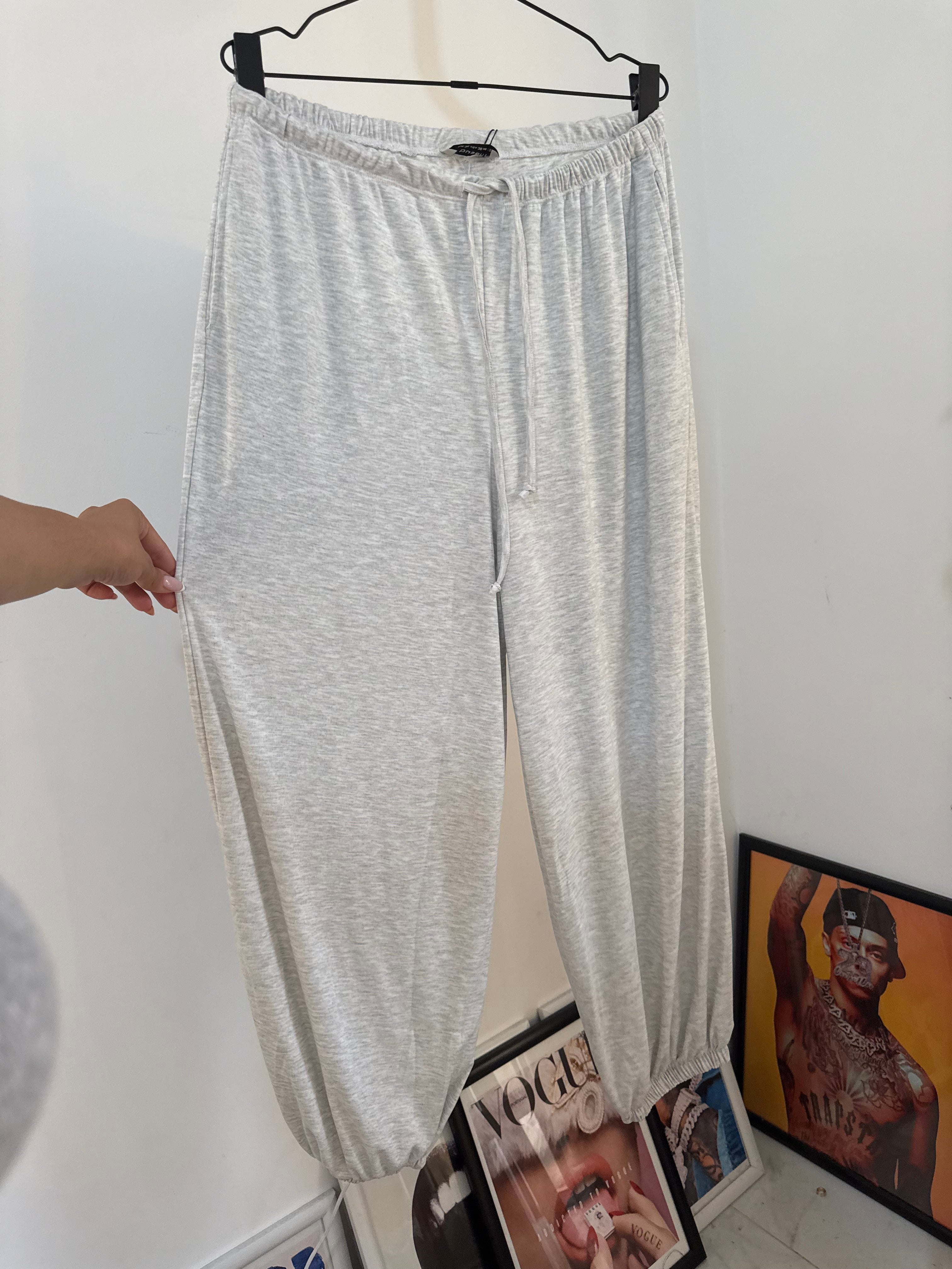 Balloon Sweats