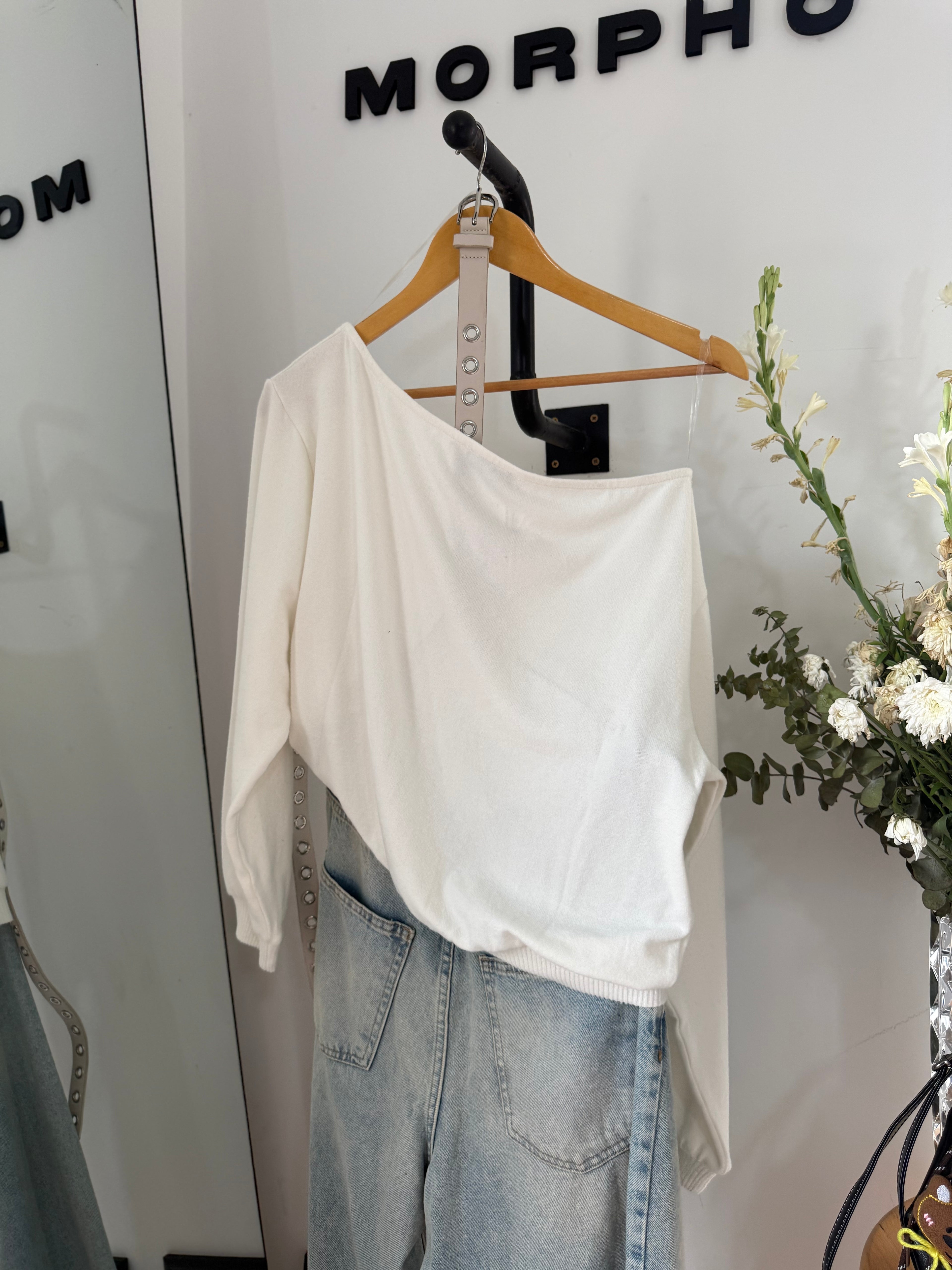 Halo Off-Shoulder