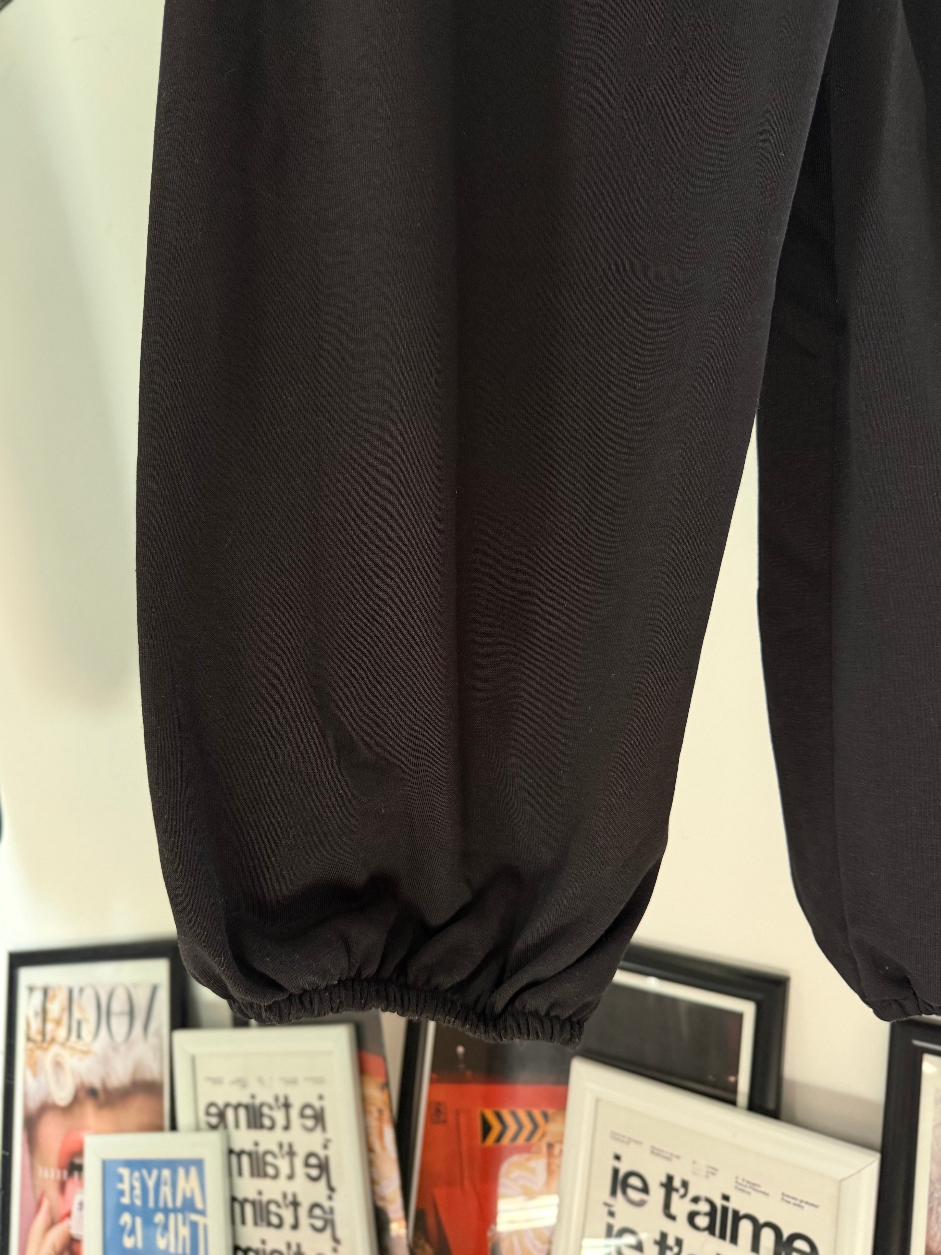 Shadow Sweats