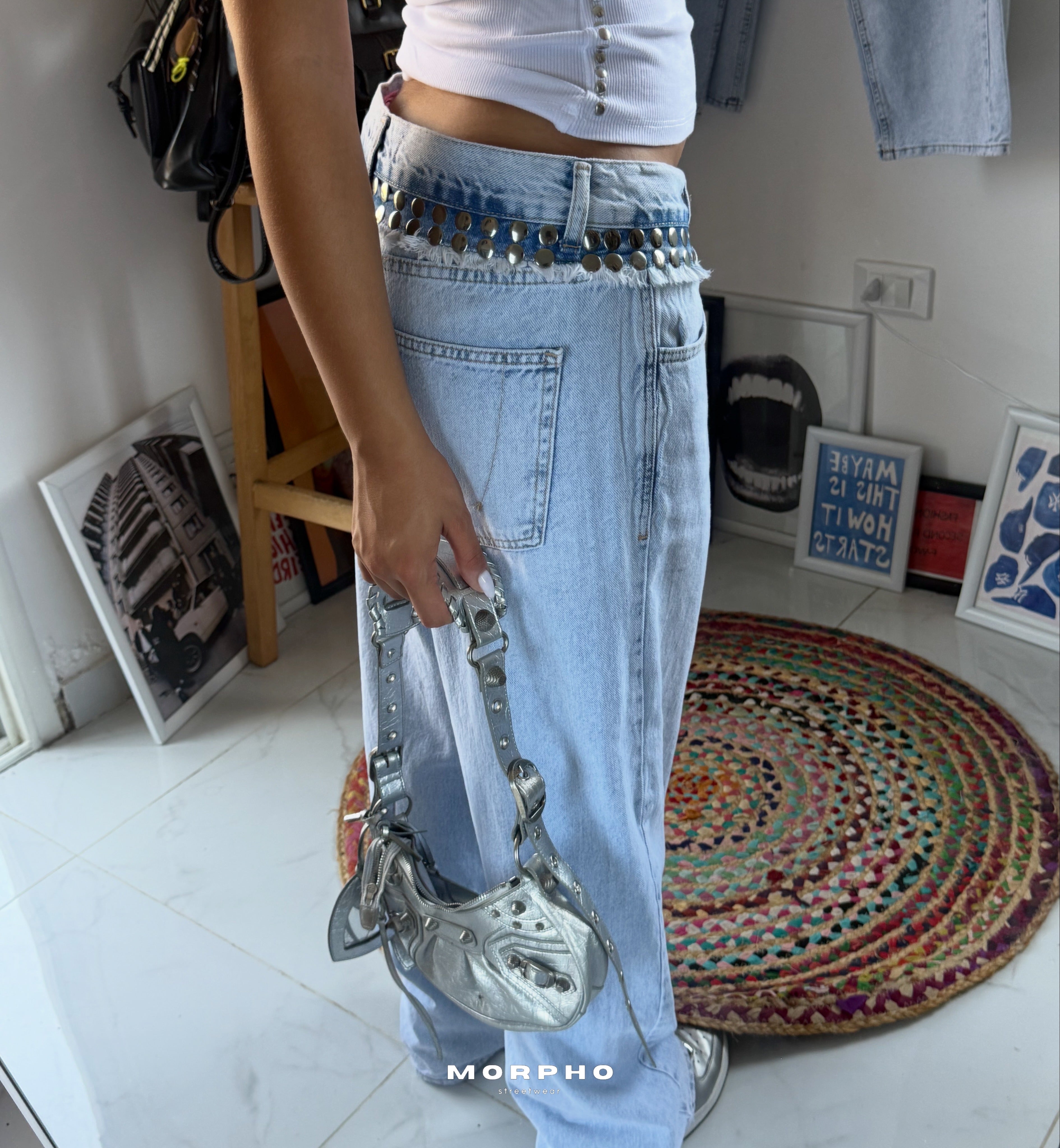 Clara Loose Fit