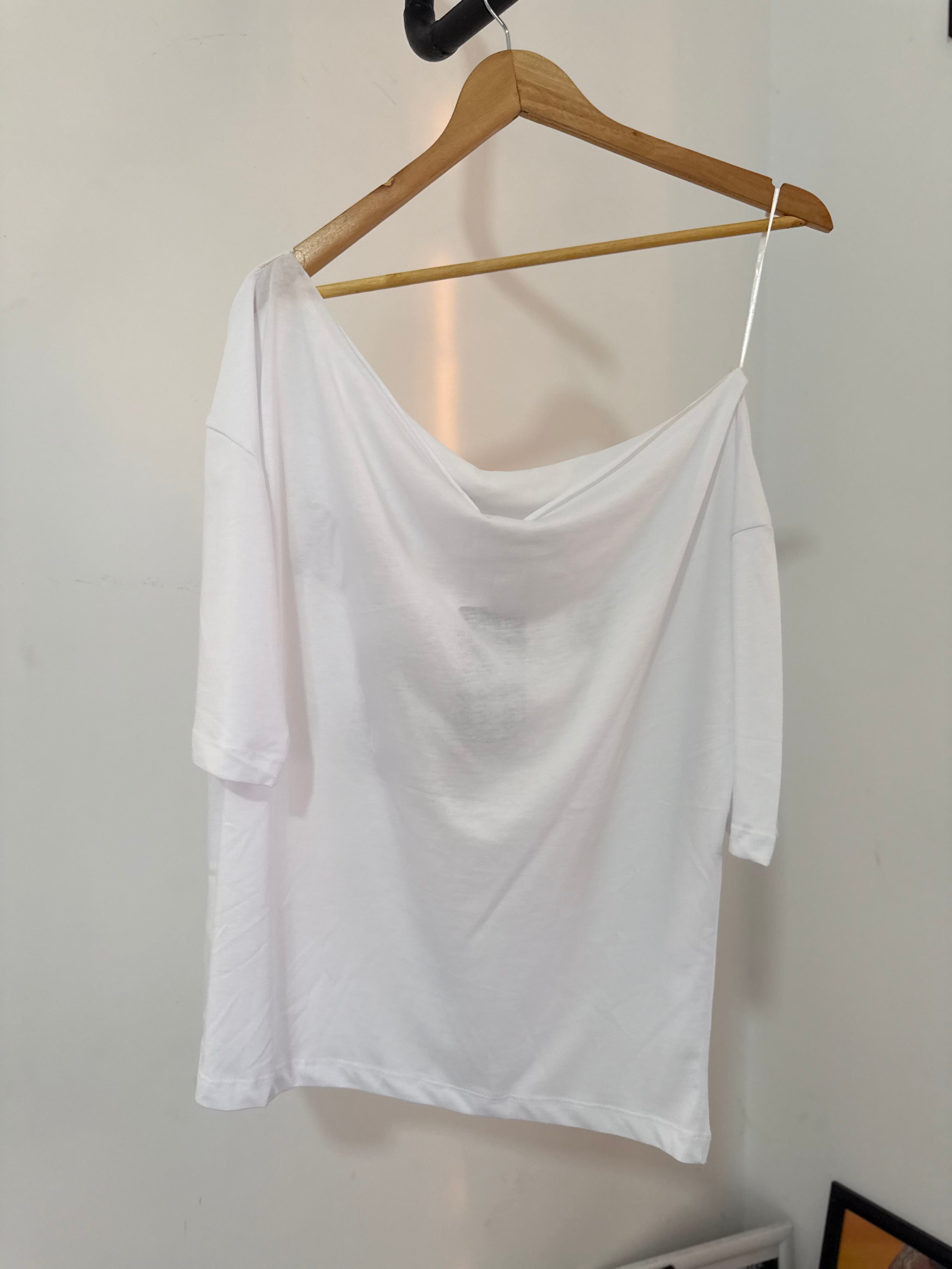 Foxy Off-Shoulder