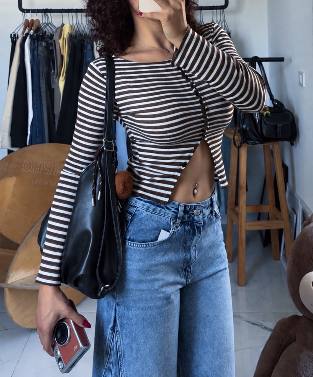 Lost Buttons crop